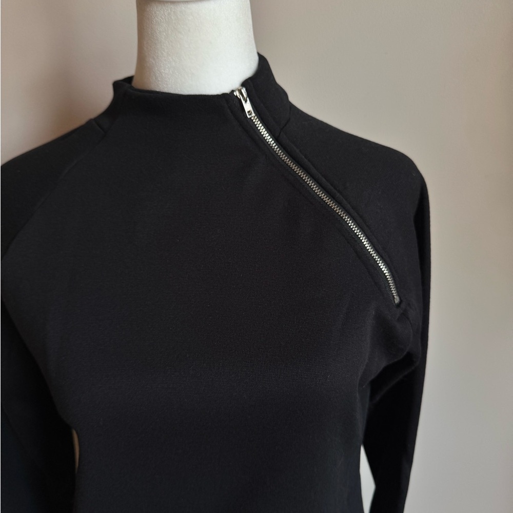 Women’s Black Athleisure Long‎ Sleeve Fitted Zip Collar Sweatshirt Size Medium - Picture 3 of 9